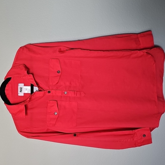 Paige XS Casual Roll Tab Sleeve Quarter Button Detail Vibrant blouse - Picture 1 of 6